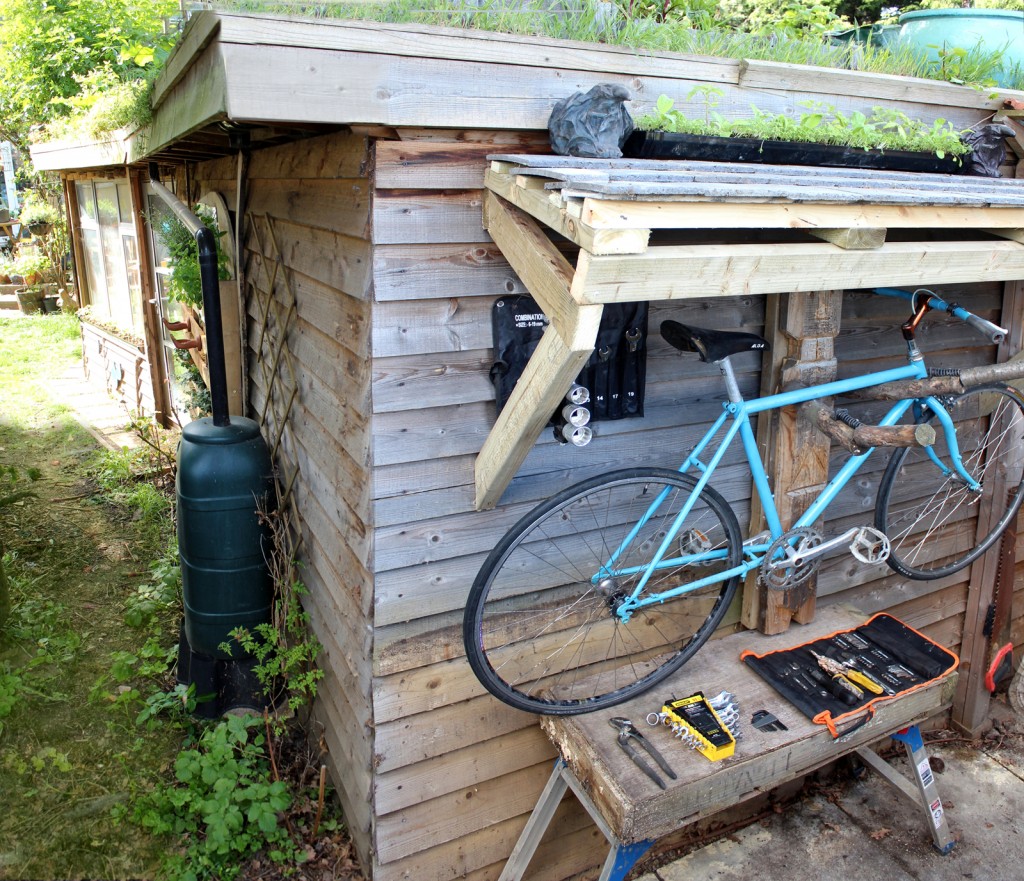 bike-shed-mid
